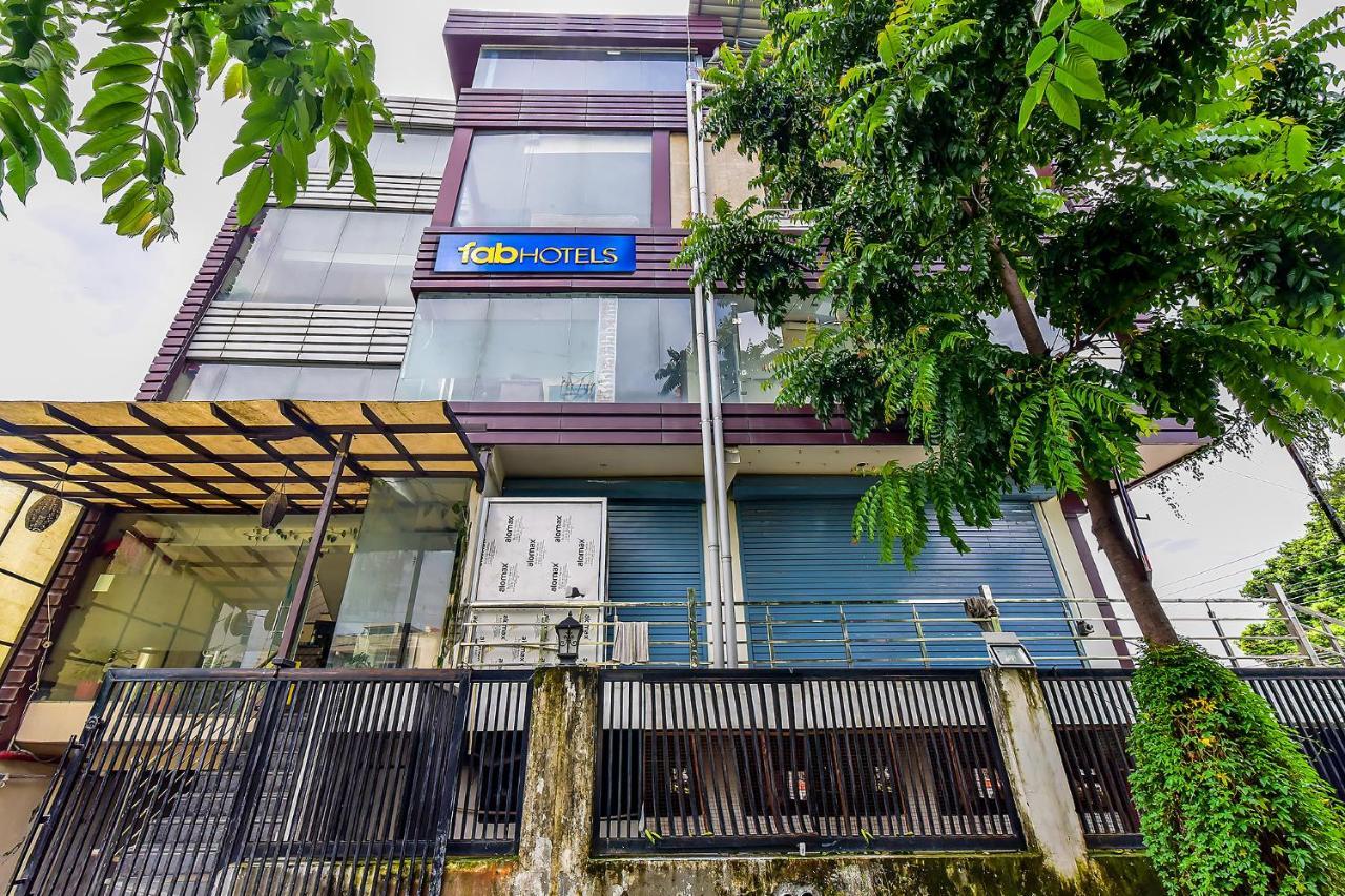 Fabhotel Surya Residency Dehradún Kültér fotó
