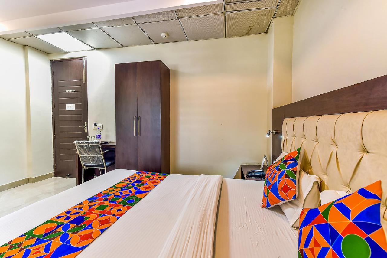 Fabhotel Surya Residency Dehradún Kültér fotó
